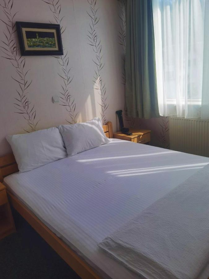 Hotel Slodes Belgrad Exterior foto