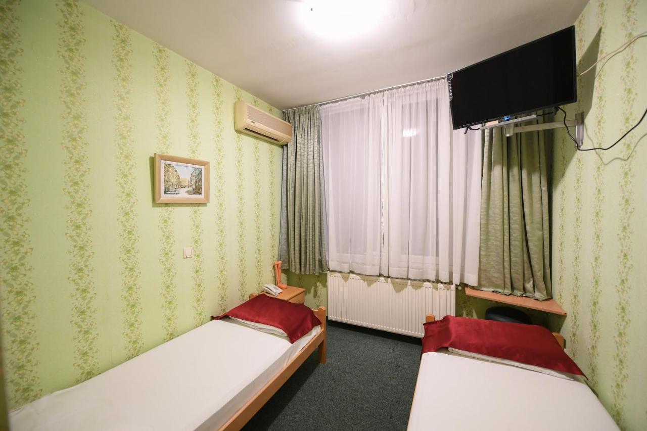 Hotel Slodes Belgrad Exterior foto