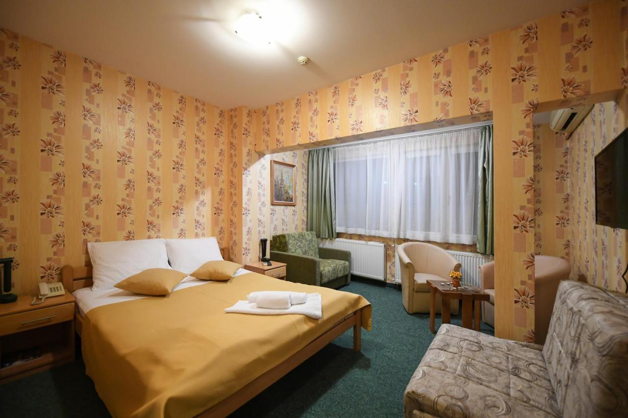Hotel Slodes Belgrad Exterior foto